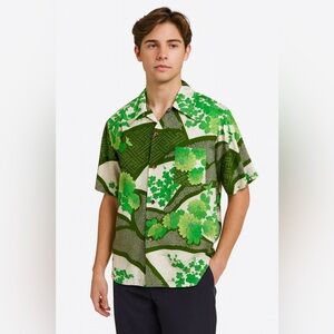 VINTAGE 1960s–70s Green Floral Hawaiian Shirt – 100% Cotton – Size Small